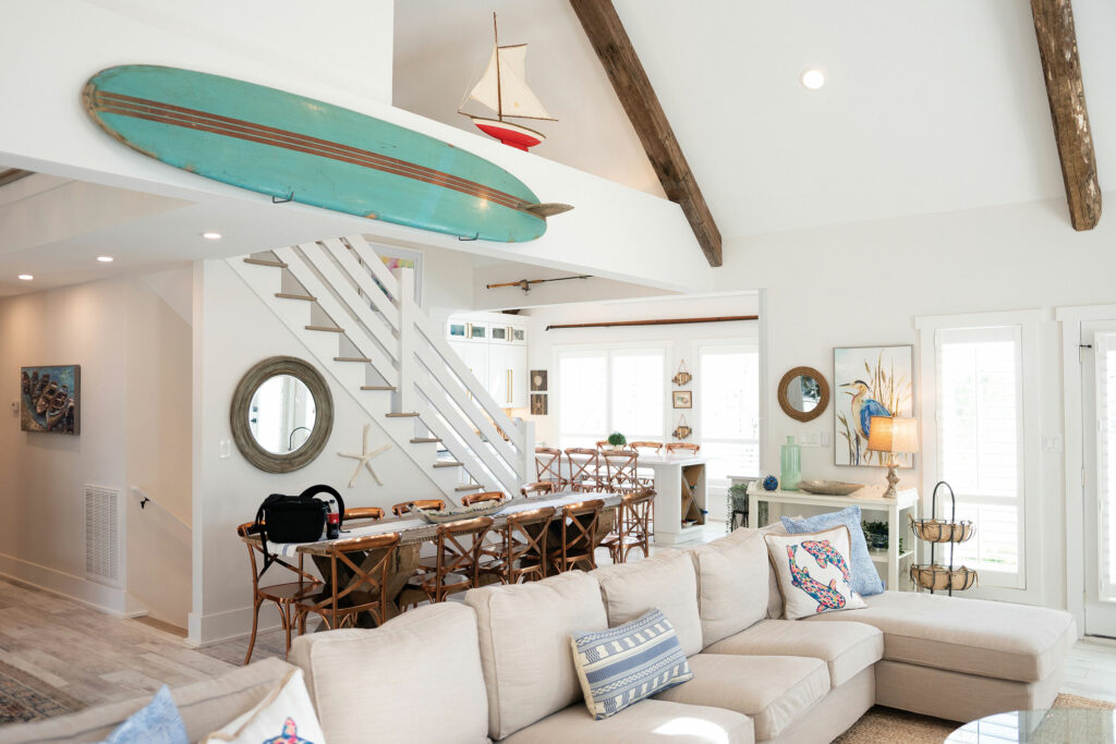 lynchburg-living-idea-house-2022-livingroom-surfboard1